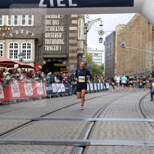 05.10.2025 - 20. swb-Marathon Bremen Yannick Fuchs http://msf.ph/oto/9239742 05.10.2025 10:39:49 Ziel 9289, 10525, 10753, 11349, 11418 meine-sportfotos.de