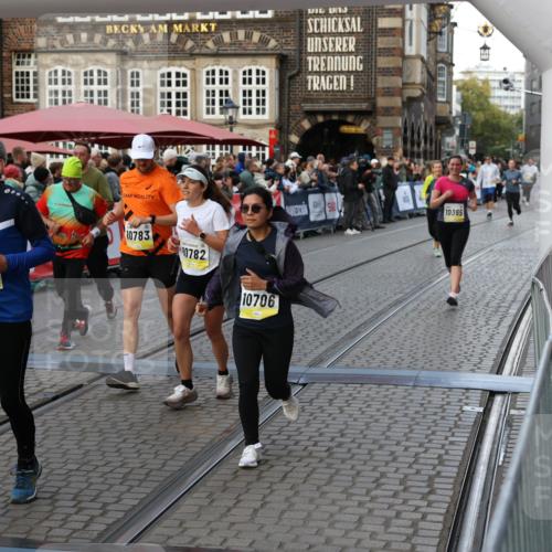 05.10.2025 - 20. swb-Marathon Bremen Yannick Fuchs http://msf.ph/oto/9239743 05.10.2025 11:08:06 Ziel 8123, 9212, 10135, 10365, 10366, 10706, 10782, 10783, 11490, 11677 meine-sportfotos.de