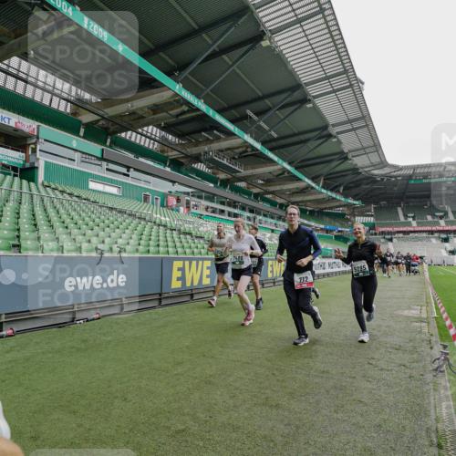 05.10.2025 - 20. swb-Marathon Bremen Michael Burmester http://msf.ph/oto/9240139 05.10.2025 13:04:57 Laufen im Stadion 100, 190, 199, 406, 421, 470, 490, 607, 678, 712, 858, 924, 1012, 1061, 1080, 1132, 1404, 1455, 1478, 1480, 1545, 1746, 1765, 1834, 1840, 1867, 1990, 1997, 2009, 2086, 2190, 2333, 2399, 2536, 2584, 2604, 2617, 2664, 2802, 2901, 2935, 2989, 3008, 3049, 3216, 3346, 3378, 3380, 3413, 3433, 3445, 3483, 3561, 3658, 3799, 3901, 4001, 4055, 4187, 4207, 4241, 4243, 4244, 4376, 4501, 4627, 4634, 4671, 4757, 4803, 4838, 4855, 4858, 4928, 5082, 5247, 5286, 5295, 5446, 5464, 5614, 5904 meine-sportfotos.de