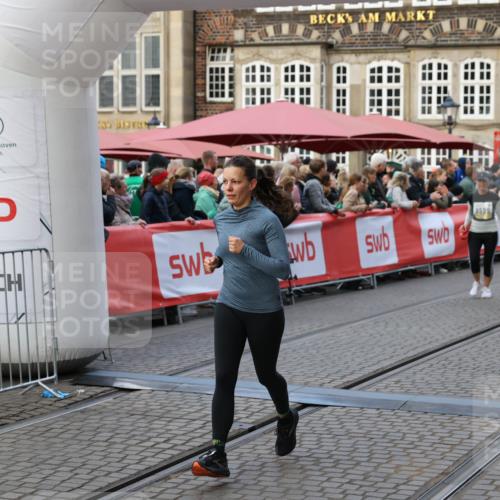 05.10.2025 - 20. swb-Marathon Bremen Yannick Fuchs http://msf.ph/oto/9240163 05.10.2025 11:08:13 Ziel 8123, 9557, 9599, 9617, 9874, 10125, 10365, 11309, 11490, 11677 meine-sportfotos.de