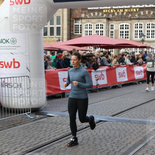 05.10.2025 - 20. swb-Marathon Bremen Yannick Fuchs http://msf.ph/oto/9240185 05.10.2025 11:08:13 Ziel 8123, 9557, 9599, 9617, 9874, 10125, 10365, 11309, 11490, 11677 meine-sportfotos.de