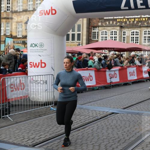 05.10.2025 - 20. swb-Marathon Bremen Yannick Fuchs http://msf.ph/oto/9240201 05.10.2025 11:08:13 Ziel 8123, 9557, 9599, 9617, 9874, 10125, 10365, 11309, 11490, 11677 meine-sportfotos.de