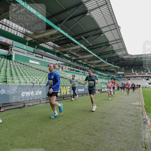 05.10.2025 - 20. swb-Marathon Bremen Michael Burmester http://msf.ph/oto/9240476 05.10.2025 13:05:27 Laufen im Stadion 190, 199, 406, 520, 611, 678, 712, 804, 817, 858, 924, 1061, 1132, 1147, 1228, 1404, 1455, 1480, 1545, 1610, 1702, 1746, 1765, 1840, 1867, 1990, 2009, 2058, 2187, 2190, 2198, 2437, 2536, 2584, 2604, 2785, 2802, 2902, 2935, 3008, 3025, 3049, 3216, 3317, 3378, 3380, 3413, 3445, 3450, 3479, 3561, 3799, 3809, 3837, 3853, 4055, 4187, 4207, 4241, 4326, 4332, 4376, 4563, 4641, 4665, 4671, 4676, 4831, 4855, 4892, 4904, 4983, 5176, 5286, 5295, 5362, 5382, 5614, 5824, 5904, 6283 meine-sportfotos.de