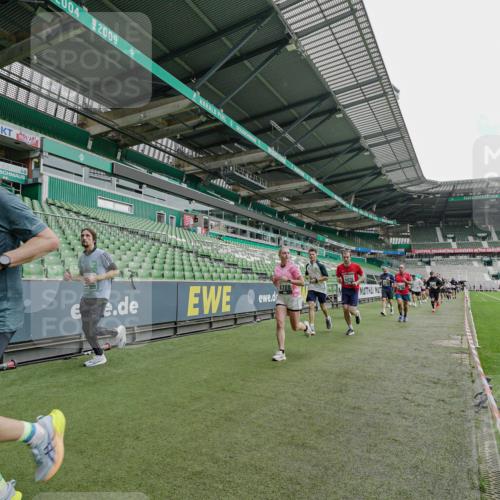 05.10.2025 - 20. swb-Marathon Bremen Michael Burmester http://msf.ph/oto/9240496 05.10.2025 13:05:28 Laufen im Stadion 190, 199, 406, 520, 611, 678, 712, 804, 817, 858, 924, 1061, 1132, 1147, 1228, 1404, 1455, 1480, 1545, 1610, 1702, 1746, 1765, 1840, 1867, 1990, 2009, 2058, 2187, 2190, 2198, 2437, 2536, 2584, 2604, 2785, 2802, 2902, 2935, 3008, 3025, 3049, 3216, 3317, 3378, 3380, 3413, 3445, 3450, 3479, 3561, 3799, 3809, 3837, 3853, 4055, 4187, 4207, 4241, 4326, 4332, 4376, 4563, 4641, 4665, 4676, 4831, 4855, 4892, 4904, 4983, 5176, 5286, 5295, 5362, 5382, 5614, 5824, 5904, 6283 meine-sportfotos.de