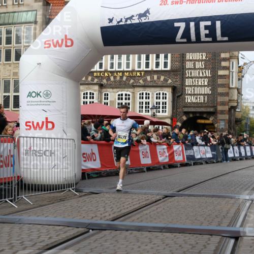 05.10.2025 - 20. swb-Marathon Bremen Yannick Fuchs http://msf.ph/oto/9240616 05.10.2025 10:40:08 Ziel 10276 meine-sportfotos.de