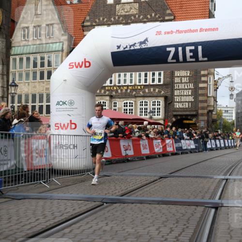 05.10.2025 - 20. swb-Marathon Bremen Yannick Fuchs http://msf.ph/oto/9240653 05.10.2025 10:40:09 Ziel 10276 meine-sportfotos.de