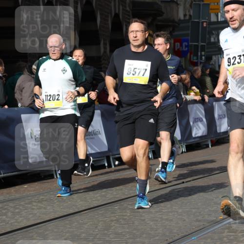 05.10.2025 - 20. swb-Marathon Bremen Strokosch-Dieckow http://msf.ph/oto/9240895 05.10.2025 10:57:09 Ziel 5172, 9231, 9314, 9489, 9577, 10293, 10545, 10917, 11138, 11202, 11434, 11566, 11596, 11686 meine-sportfotos.de