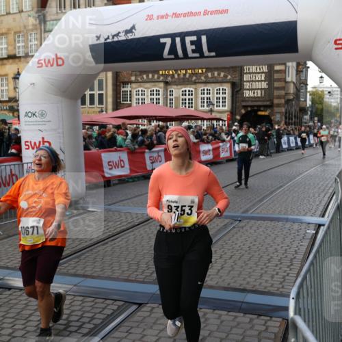 05.10.2025 - 20. swb-Marathon Bremen Yannick Fuchs http://msf.ph/oto/9241061 05.10.2025 11:08:30 Ziel 9186, 9353, 9401, 9519, 10132, 11097, 11671 meine-sportfotos.de