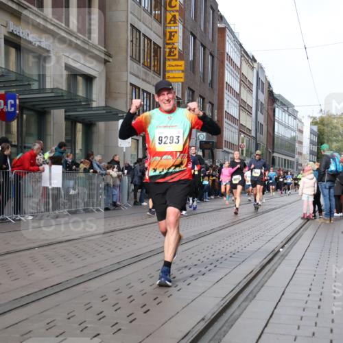 05.10.2025 - 20. swb-Marathon Bremen Strokosch-Dieckow http://msf.ph/oto/9241228 05.10.2025 10:48:03 Ziel 8787, 9223, 9293, 9298, 9385, 9404, 9437, 9478, 9641, 9665, 9704, 9706, 9810, 9958, 10109, 10131, 10177, 10211, 10428, 10685, 10931, 10953, 11005, 11119, 11292, 11299, 11357, 11505, 11561, 11637, 8787, 9223, 9293, 9298, 9385, 9404, 9437, 9478, 9641, 9665, 9704, 9706, 9810, 9958, 10109, 10131, 10177, 10211, 10428, 10685, 10931, 10953, 11005, 11119, 11292, 11299, 11357, 11505, 11561, 11637 meine-sportfotos.de