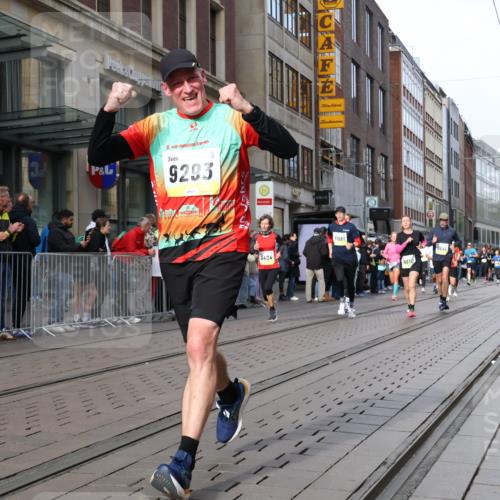 05.10.2025 - 20. swb-Marathon Bremen Strokosch-Dieckow http://msf.ph/oto/9241254 05.10.2025 10:48:03 Ziel 8787, 9223, 9293, 9298, 9385, 9404, 9437, 9478, 9641, 9665, 9704, 9706, 9810, 9958, 10109, 10131, 10177, 10211, 10428, 10685, 10931, 10953, 11005, 11119, 11292, 11299, 11357, 11505, 11561, 11637, 8787, 9223, 9293, 9298, 9385, 9404, 9437, 9478, 9641, 9665, 9704, 9706, 9810, 9958, 10109, 10131, 10177, 10211, 10428, 10685, 10931, 10953, 11005, 11119, 11292, 11299, 11357, 11505, 11561, 11637 meine-sportfotos.de