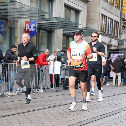 05.10.2025 - 20. swb-Marathon Bremen Strokosch-Dieckow http://msf.ph/oto/9241425 05.10.2025 10:48:08 Ziel 8787, 9223, 9293, 9298, 9385, 9404, 9406, 9437, 9478, 9641, 9665, 9704, 9706, 9810, 9958, 10109, 10131, 10177, 10211, 10303, 10685, 10931, 11005, 11096, 11119, 11292, 11357, 11505, 11561, 11637, 8787, 9223, 9293, 9298, 9385, 9404, 9406, 9437, 9478, 9641, 9665, 9704, 9706, 9810, 9958, 10109, 10131, 10177, 10211, 10303, 10685, 10931, 11005, 11096, 11119, 11292, 11357, 11505, 11561, 11637 meine-sportfotos.de