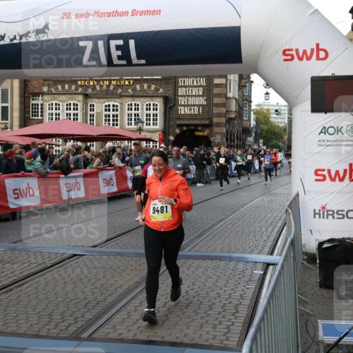 05.10.2025 - 20. swb-Marathon Bremen Yannick Fuchs http://msf.ph/oto/9241563 05.10.2025 11:08:40 Ziel 9235, 9481, 9552, 9982, 10134, 10787, 10859 meine-sportfotos.de