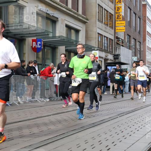 05.10.2025 - 20. swb-Marathon Bremen Strokosch-Dieckow http://msf.ph/oto/9241630 05.10.2025 10:48:15 Ziel 8787, 9223, 9261, 9298, 9385, 9406, 9437, 9478, 9482, 9665, 9704, 9729, 9810, 9958, 10109, 10131, 10177, 10211, 10303, 10685, 10799, 11005, 11096, 11357, 11505, 8787, 9223, 9261, 9298, 9385, 9406, 9437, 9478, 9482, 9665, 9704, 9729, 9810, 9958, 10109, 10131, 10177, 10211, 10303, 10685, 10799, 11005, 11096, 11357, 11505 meine-sportfotos.de