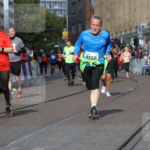 05.10.2025 - 20. swb-Marathon Bremen Strokosch-Dieckow http://msf.ph/oto/9241747 05.10.2025 10:57:24 Ziel 7101, 9000, 9215, 9260, 9550, 9625, 10139, 10281, 10367, 10645, 10950, 11606 meine-sportfotos.de