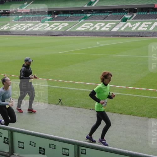 05.10.2025 - 20. swb-Marathon Bremen Michael Burmester http://msf.ph/oto/9241794 05.10.2025 10:35:18 Laufen im Stadion 7163, 9183, 9188, 9201, 9219, 9292, 9350, 9430, 9495, 9508, 9540, 9550, 9576, 9582, 9601, 9612, 9622, 9625, 9666, 9669, 9672, 9720, 9722, 9766, 9790, 9797, 9847, 9886, 9914, 9925, 9952, 9962, 9968, 9981, 10039, 10049, 10055, 10059, 10080, 10084, 10105, 10145, 10169, 10179, 10200, 10225, 10260, 10263, 10281, 10341, 10353, 10368, 10377, 10395, 10397, 10555, 10644, 10645, 10653, 10694, 10834, 10845, 10950, 10988, 7101, 7147, 7215, 9292, 9372, 9547, 9585, 9719, 9783, 9820 meine-sportfotos.de