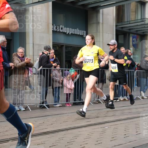 05.10.2025 - 20. swb-Marathon Bremen Strokosch-Dieckow http://msf.ph/oto/9241849 05.10.2025 10:48:21 Ziel 7414, 9261, 9385, 9406, 9437, 9478, 9482, 9674, 9729, 10047, 10177, 10303, 10685, 10799, 11005, 11096, 11357, 11505, 7414, 9261, 9385, 9406, 9437, 9478, 9482, 9674, 9729, 10047, 10177, 10303, 10685, 10799, 11005, 11096, 11357, 11505 meine-sportfotos.de