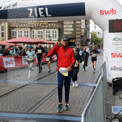 05.10.2025 - 20. swb-Marathon Bremen Yannick Fuchs http://msf.ph/oto/9241958 05.10.2025 11:08:50 Ziel 7069, 7706, 9191, 9274, 9276, 9589, 10212, 10567, 10939, 10998, 11028, 11073, 11076, 11242, 11479, 11590 meine-sportfotos.de