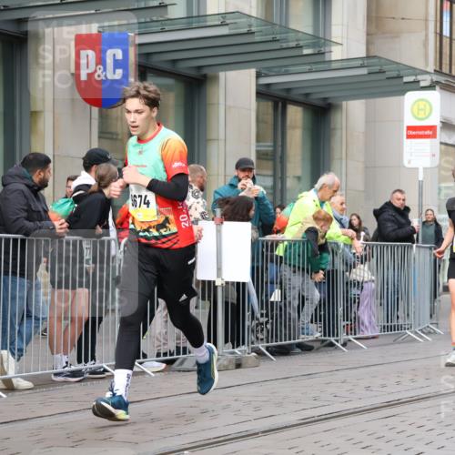 05.10.2025 - 20. swb-Marathon Bremen Strokosch-Dieckow http://msf.ph/oto/9242071 05.10.2025 10:48:32 Ziel 7414, 9216, 9255, 9261, 9317, 9482, 9583, 9674, 9729, 10047, 10733, 10799, 10877, 10973, 11248, 7414, 9216, 9255, 9261, 9317, 9482, 9583, 9674, 9729, 10047, 10733, 10799, 10877, 10973, 11248 meine-sportfotos.de