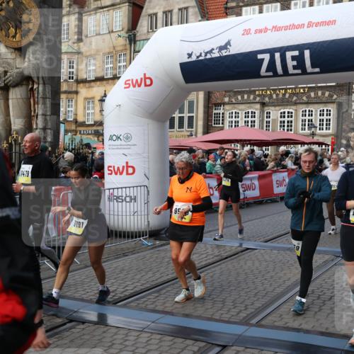 05.10.2025 - 20. swb-Marathon Bremen Yannick Fuchs http://msf.ph/oto/9242095 05.10.2025 11:08:54 Ziel 7069, 7706, 9191, 9274, 9276, 9589, 10051, 10567, 10939, 10998, 11028, 11073, 11076, 11479, 11590 meine-sportfotos.de