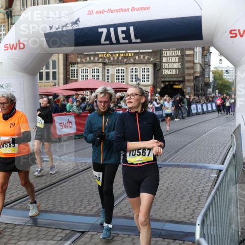 05.10.2025 - 20. swb-Marathon Bremen Yannick Fuchs http://msf.ph/oto/9242149 05.10.2025 11:08:54 Ziel 7069, 7706, 9191, 9274, 9276, 9589, 10051, 10567, 10939, 10998, 11028, 11073, 11076, 11479, 11590 meine-sportfotos.de