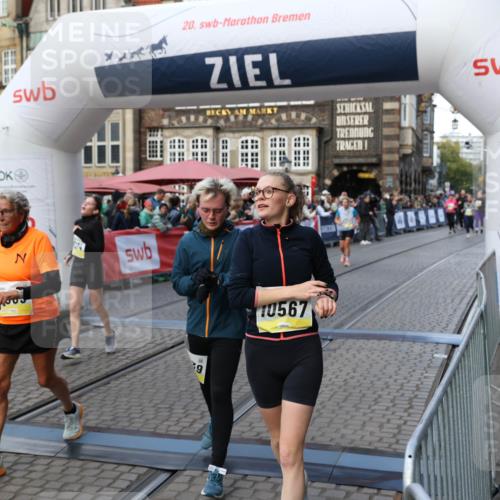 05.10.2025 - 20. swb-Marathon Bremen Yannick Fuchs http://msf.ph/oto/9242154 05.10.2025 11:08:54 Ziel 7069, 7706, 9191, 9274, 9276, 9589, 10051, 10567, 10939, 10998, 11028, 11073, 11076, 11479, 11590 meine-sportfotos.de