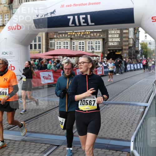 05.10.2025 - 20. swb-Marathon Bremen Yannick Fuchs http://msf.ph/oto/9242163 05.10.2025 11:08:54 Ziel 7069, 7706, 9191, 9274, 9276, 9589, 10051, 10567, 10939, 10998, 11028, 11073, 11076, 11479, 11590 meine-sportfotos.de