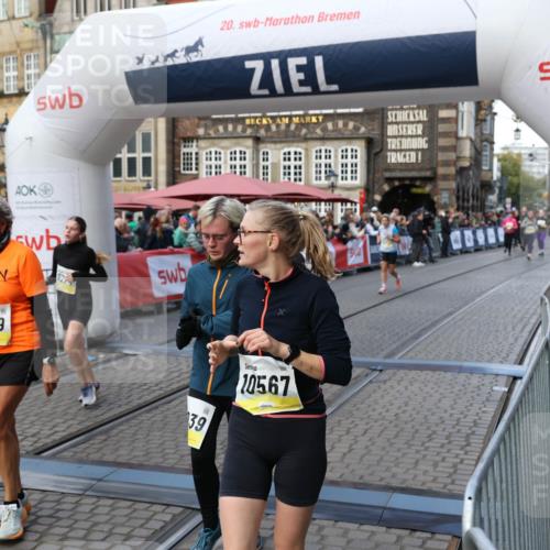 05.10.2025 - 20. swb-Marathon Bremen Yannick Fuchs http://msf.ph/oto/9242166 05.10.2025 11:08:55 Ziel 7706, 9191, 9274, 9276, 9589, 9853, 10051, 10567, 10939, 11073, 11479, 11590 meine-sportfotos.de