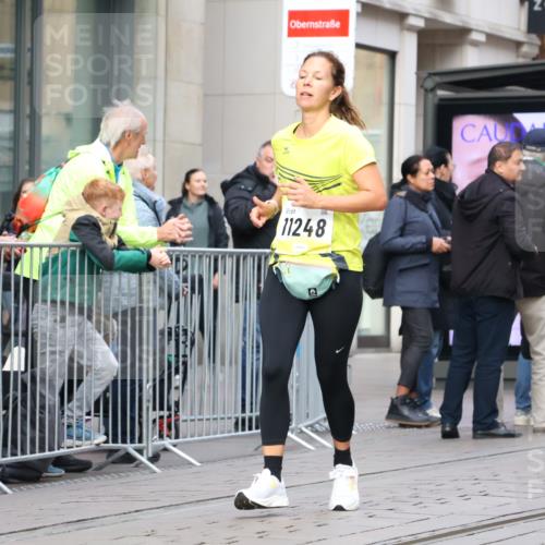 05.10.2025 - 20. swb-Marathon Bremen Strokosch-Dieckow http://msf.ph/oto/9242177 05.10.2025 10:48:36 Ziel 7202, 7414, 9014, 9216, 9255, 9261, 9317, 9482, 9556, 9583, 9674, 9729, 10047, 10449, 10733, 10799, 10877, 10973, 11248, 11695, 7202, 7414, 9014, 9216, 9255, 9261, 9317, 9482, 9556, 9583, 9674, 9729, 10047, 10449, 10733, 10799, 10877, 10973, 11248, 11695 meine-sportfotos.de