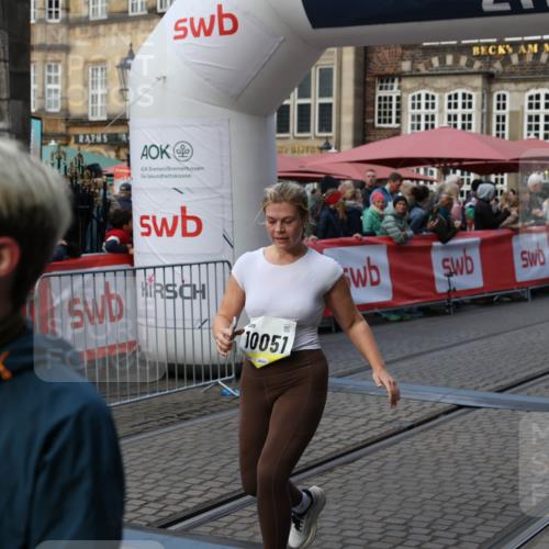 05.10.2025 - 20. swb-Marathon Bremen Yannick Fuchs http://msf.ph/oto/9242294 05.10.2025 11:08:56 Ziel 9191, 9274, 9276, 9589, 9721, 9853, 10051, 10567, 10939, 11479, 11590 meine-sportfotos.de