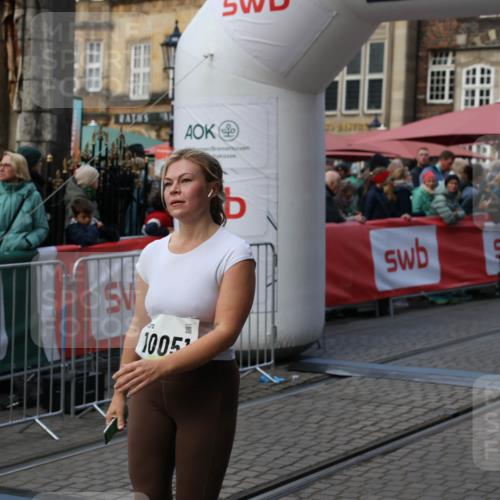 05.10.2025 - 20. swb-Marathon Bremen Yannick Fuchs http://msf.ph/oto/9242354 05.10.2025 11:08:57 Ziel 9191, 9274, 9276, 9589, 9721, 9853, 10051, 10567, 10939, 11479, 11590 meine-sportfotos.de