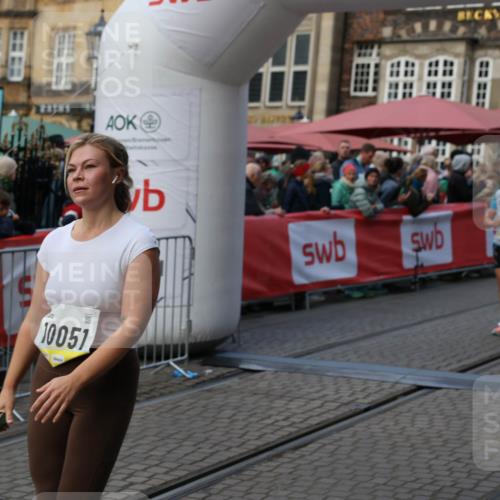 05.10.2025 - 20. swb-Marathon Bremen Yannick Fuchs http://msf.ph/oto/9242364 05.10.2025 11:08:57 Ziel 9191, 9274, 9276, 9589, 9721, 9853, 10051, 10567, 10939, 11479, 11590 meine-sportfotos.de