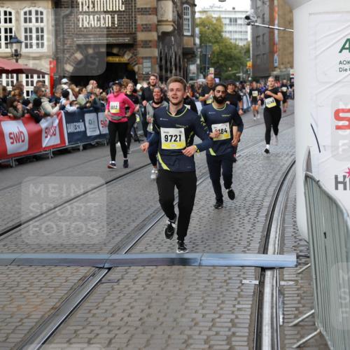 05.10.2025 - 20. swb-Marathon Bremen Yannick Fuchs http://msf.ph/oto/9242460 05.10.2025 11:09:00 Ziel 9184, 9274, 9721, 9853, 9912, 10051, 10248, 10714, 10840 meine-sportfotos.de