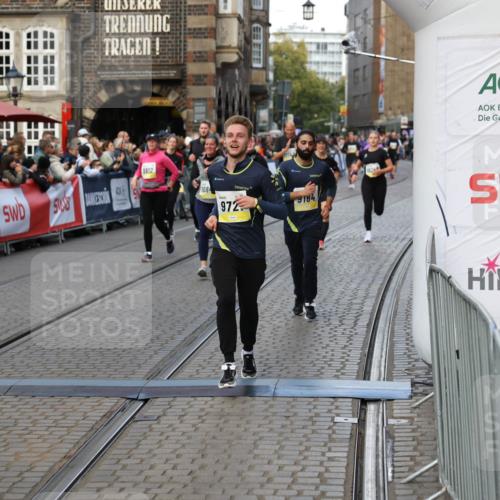05.10.2025 - 20. swb-Marathon Bremen Yannick Fuchs http://msf.ph/oto/9242483 05.10.2025 11:09:00 Ziel 9184, 9274, 9721, 9853, 9912, 10051, 10248, 10714, 10840 meine-sportfotos.de