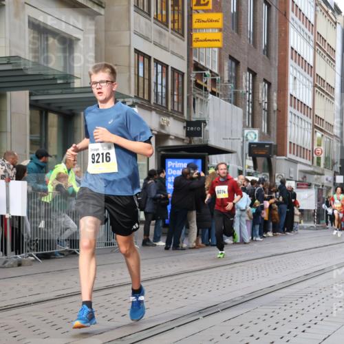 05.10.2025 - 20. swb-Marathon Bremen Strokosch-Dieckow http://msf.ph/oto/9242535 05.10.2025 10:48:47 Ziel 7202, 9014, 9216, 9255, 9317, 9333, 9457, 9556, 9583, 10016, 10221, 10449, 10715, 10733, 10877, 10973, 11057, 11248, 11673, 11695, 7202, 9014, 9216, 9255, 9317, 9333, 9457, 9556, 9583, 10016, 10221, 10449, 10715, 10733, 10877, 10973, 11057, 11248, 11673, 11695 meine-sportfotos.de