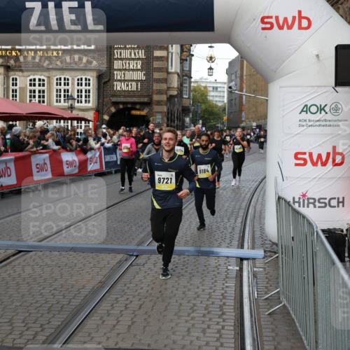 05.10.2025 - 20. swb-Marathon Bremen Yannick Fuchs http://msf.ph/oto/9242545 05.10.2025 11:09:00 Ziel 9184, 9274, 9721, 9853, 9912, 10051, 10248, 10714, 10840 meine-sportfotos.de