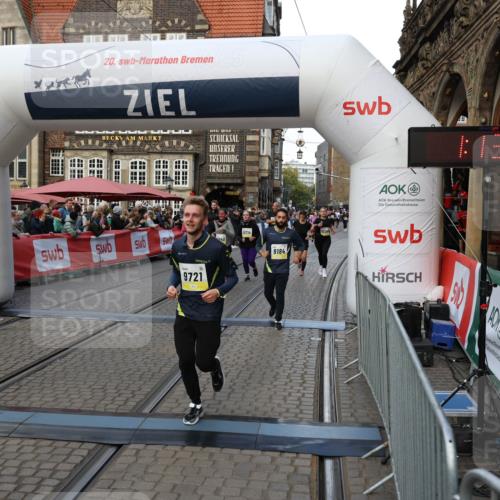 05.10.2025 - 20. swb-Marathon Bremen Yannick Fuchs http://msf.ph/oto/9242675 05.10.2025 11:09:01 Ziel 9184, 9466, 9721, 9774, 9853, 9912, 10031, 10051, 10248, 10714, 10840 meine-sportfotos.de