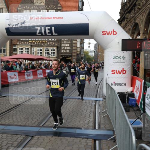 05.10.2025 - 20. swb-Marathon Bremen Yannick Fuchs http://msf.ph/oto/9242686 05.10.2025 11:09:01 Ziel 9184, 9466, 9721, 9774, 9853, 9912, 10031, 10051, 10248, 10714, 10840 meine-sportfotos.de