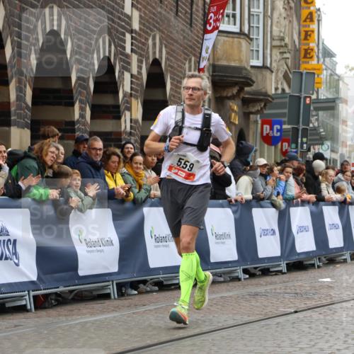05.10.2025 - 20. swb-Marathon Bremen Strokosch-Dieckow http://msf.ph/oto/9242987 05.10.2025 12:44:18 Ziel 559 meine-sportfotos.de
