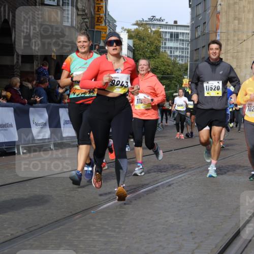 05.10.2025 - 20. swb-Marathon Bremen Strokosch-Dieckow http://msf.ph/oto/9243075 05.10.2025 10:57:42 Ziel 9309, 9372, 9585, 9943, 9979, 10225, 10250, 10329, 10341, 10555, 10890, 11457, 11520, 11521, 11575, 11731, 11744 meine-sportfotos.de