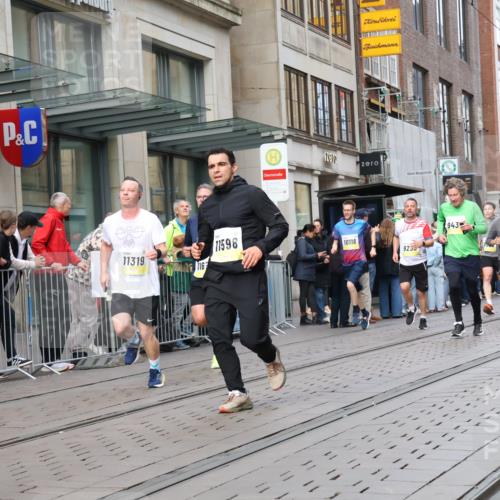 05.10.2025 - 20. swb-Marathon Bremen Strokosch-Dieckow http://msf.ph/oto/9243107 05.10.2025 10:49:09 Ziel 9206, 9233, 9435, 9555, 9626, 9627, 9708, 10118, 10170, 10381, 10519, 10636, 10673, 10712, 10715, 10735, 10873, 10888, 11319, 11487, 11579, 11598, 11672, 9206, 9233, 9435, 9555, 9626, 9627, 9708, 10118, 10170, 10381, 10519, 10636, 10673, 10712, 10715, 10735, 10873, 10888, 11319, 11487, 11579, 11598, 11672 meine-sportfotos.de
