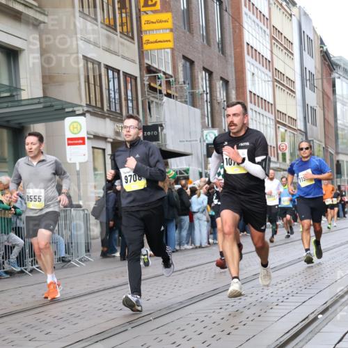 05.10.2025 - 20. swb-Marathon Bremen Strokosch-Dieckow http://msf.ph/oto/9243224 05.10.2025 10:49:13 Ziel 9206, 9233, 9435, 9452, 9555, 9626, 9627, 9708, 10118, 10170, 10381, 10519, 10636, 10673, 10712, 10726, 10735, 10873, 10888, 11319, 11487, 11579, 11598, 11672, 11692, 9206, 9233, 9435, 9452, 9555, 9626, 9627, 9708, 10118, 10170, 10381, 10519, 10636, 10673, 10712, 10726, 10735, 10873, 10888, 11319, 11487, 11579, 11598, 11672, 11692 meine-sportfotos.de