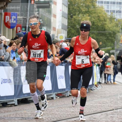 05.10.2025 - 20. swb-Marathon Bremen Strokosch-Dieckow http://msf.ph/oto/9243247 05.10.2025 12:44:27 Ziel 5, 8, 263, 1618, 1687, 2175, 9110 meine-sportfotos.de
