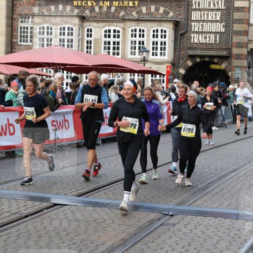 05.10.2025 - 20. swb-Marathon Bremen Yannick Fuchs http://msf.ph/oto/9243313 05.10.2025 11:09:17 Ziel 9632, 9798, 9815, 10315, 10784, 11379, 11437 meine-sportfotos.de