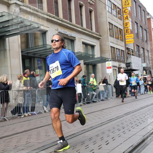05.10.2025 - 20. swb-Marathon Bremen Strokosch-Dieckow http://msf.ph/oto/9243373 05.10.2025 10:49:17 Ziel 9218, 9233, 9435, 9452, 9555, 9626, 9627, 10118, 10170, 10381, 10519, 10636, 10673, 10712, 10726, 10781, 10873, 10888, 11319, 11487, 11579, 11672, 11692, 9218, 9233, 9435, 9452, 9555, 9626, 9627, 10118, 10170, 10381, 10519, 10636, 10673, 10712, 10726, 10781, 10873, 10888, 11319, 11487, 11579, 11672, 11692 meine-sportfotos.de
