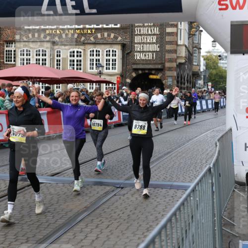 05.10.2025 - 20. swb-Marathon Bremen Yannick Fuchs http://msf.ph/oto/9243407 05.10.2025 11:09:18 Ziel 9632, 9798, 9815, 10315, 10784, 11379, 11437, 11674 meine-sportfotos.de
