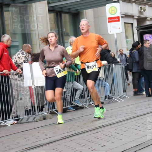 05.10.2025 - 20. swb-Marathon Bremen Strokosch-Dieckow http://msf.ph/oto/9243465 05.10.2025 10:49:21 Ziel 9218, 9369, 9452, 9626, 9627, 9696, 9761, 9889, 10159, 10170, 10346, 10381, 10636, 10712, 10726, 10781, 10873, 10888, 11091, 11579, 11692, 11749, 9218, 9369, 9452, 9626, 9627, 9696, 9761, 9889, 10159, 10170, 10346, 10381, 10636, 10712, 10726, 10781, 10873, 10888, 11091, 11579, 11692, 11749 meine-sportfotos.de