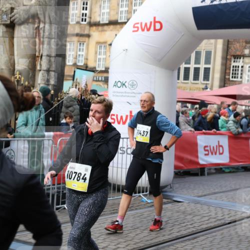 05.10.2025 - 20. swb-Marathon Bremen Yannick Fuchs http://msf.ph/oto/9243572 05.10.2025 11:09:21 Ziel 9798, 9815, 10315, 10522, 10784, 11056, 11379, 11437, 11530, 11674 meine-sportfotos.de