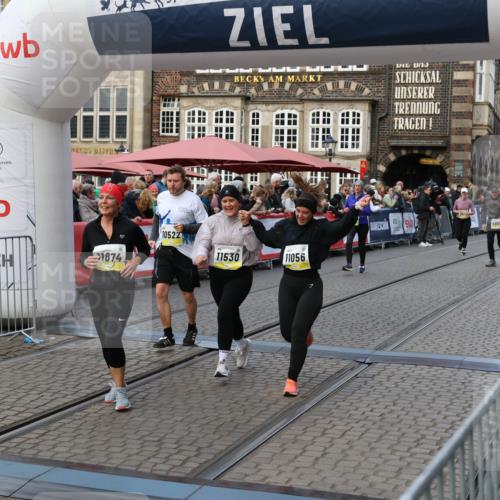 05.10.2025 - 20. swb-Marathon Bremen Yannick Fuchs http://msf.ph/oto/9243672 05.10.2025 11:09:23 Ziel 9798, 9815, 10295, 10315, 10522, 10784, 11056, 11379, 11437, 11530, 11674 meine-sportfotos.de