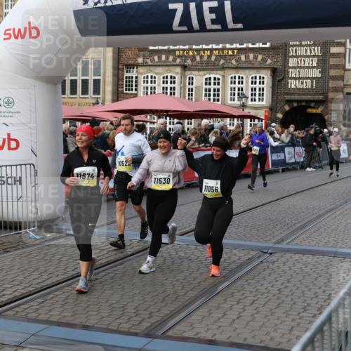 05.10.2025 - 20. swb-Marathon Bremen Yannick Fuchs http://msf.ph/oto/9243693 05.10.2025 11:09:23 Ziel 9798, 9815, 10295, 10315, 10522, 10784, 11056, 11379, 11437, 11530, 11674 meine-sportfotos.de