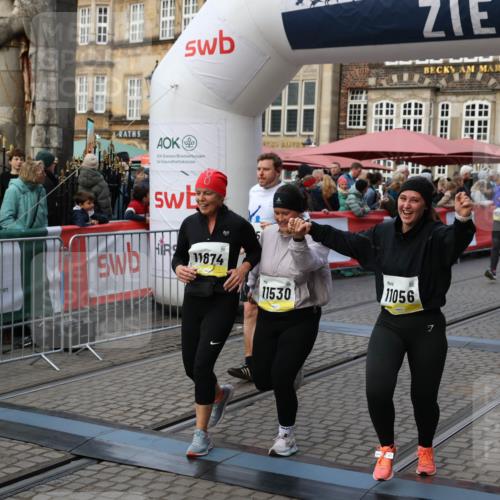 05.10.2025 - 20. swb-Marathon Bremen Yannick Fuchs http://msf.ph/oto/9243748 05.10.2025 11:09:24 Ziel 9798, 9815, 10295, 10315, 10522, 10784, 11056, 11379, 11437, 11530, 11674 meine-sportfotos.de